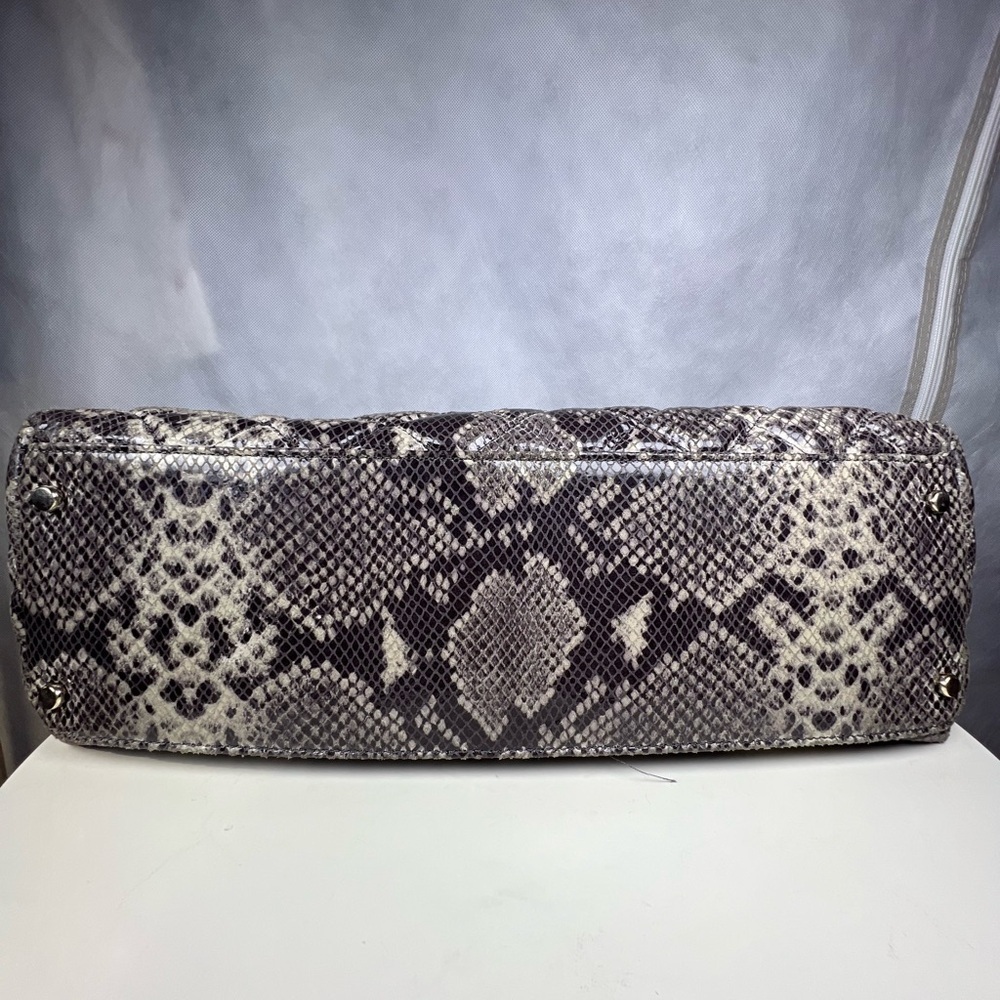 ♠️ Kate Spade Large Satchel Quilted Snakeskin-Embossed Gold-Tone Hardware - Picture 10 of 15